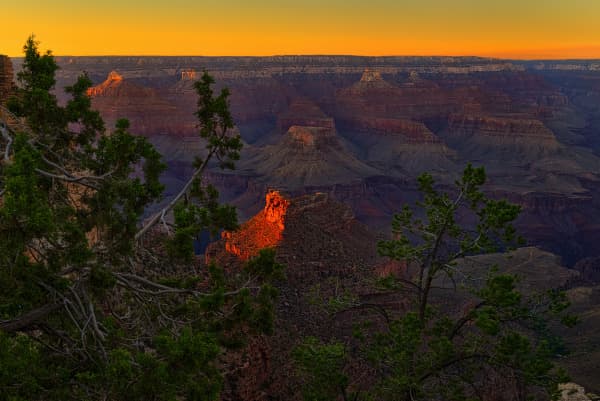 Crimson Canyon Cliff